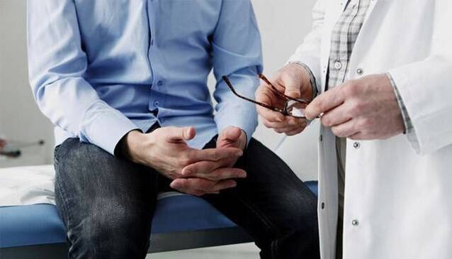 doktor memberi cadangan kepada pesakit dengan prostatitis