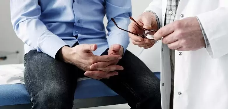 Pada tanda-tanda awal prostatitis, anda perlu berunding dengan pakar urologi untuk mengesahkan diagnosis. 